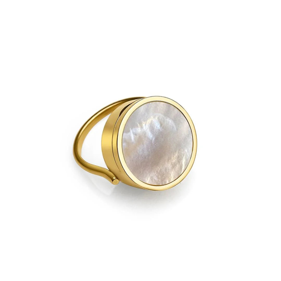 Pearl lip ring